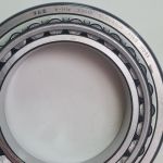 Подшипник 33018